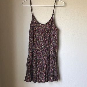 Floral spaghetti strap shift dress size M